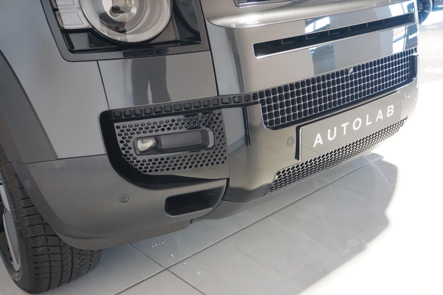 Used Land Rover Defender 110 for sale - 77738344: Photo 65