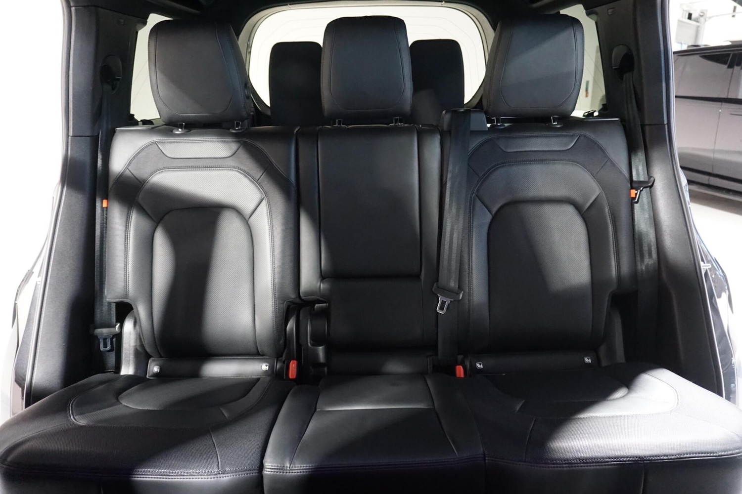 Used Land Rover Defender 110 2022 for sale - 76965485: Photo 10