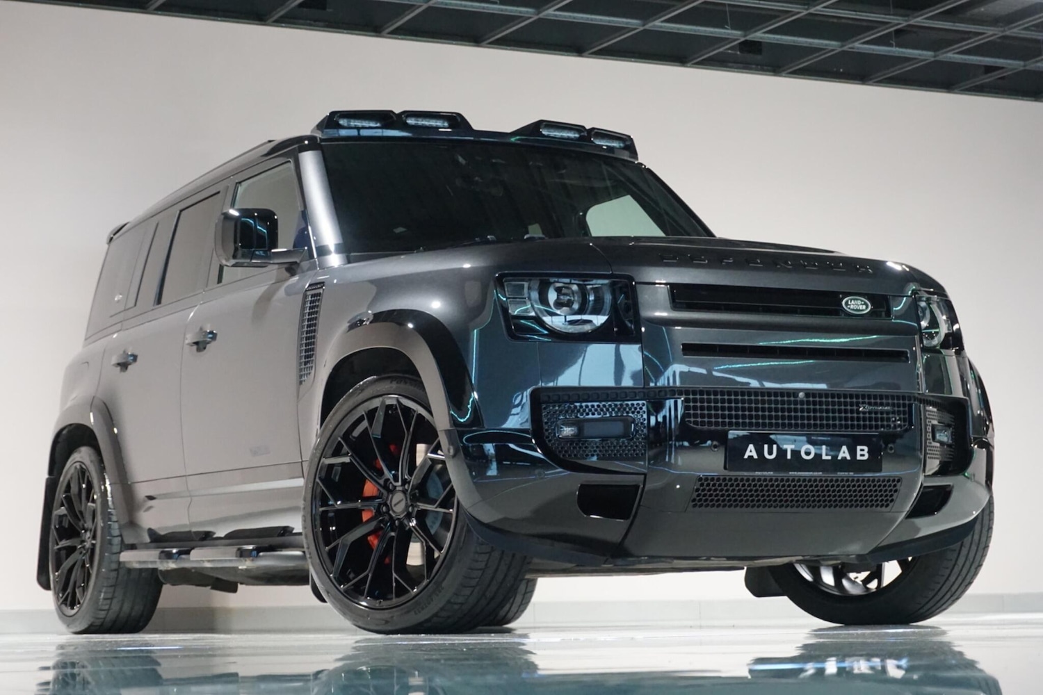 Used Land Rover Defender 110 2022 for sale - 76965485: Photo 32