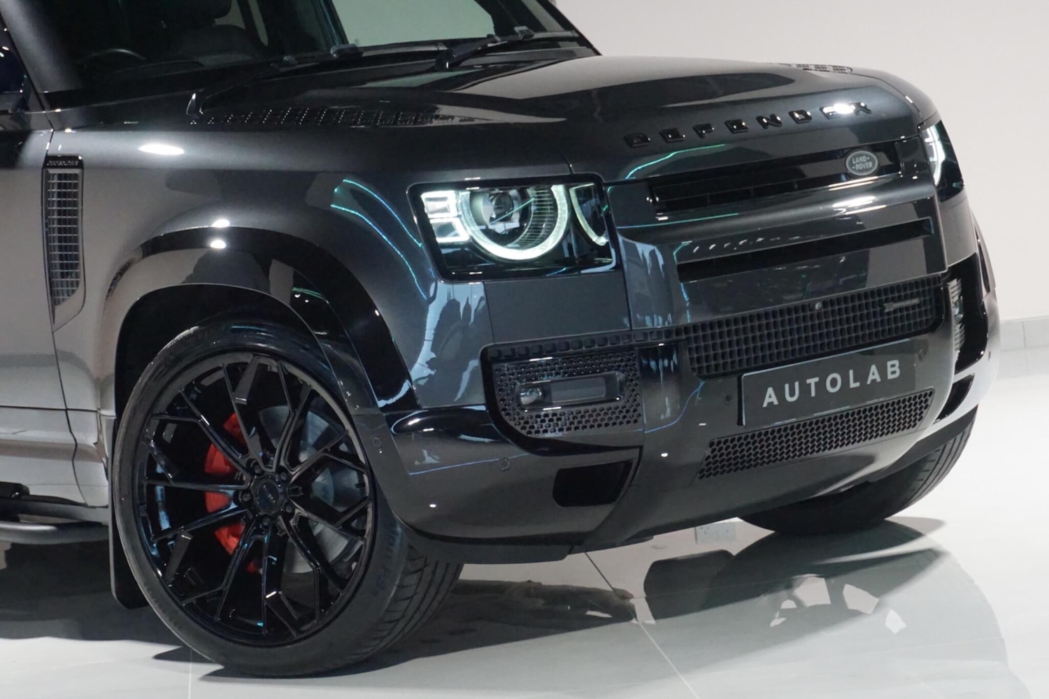 Used Land Rover Defender 110 2022 for sale - 76965485: Photo 43