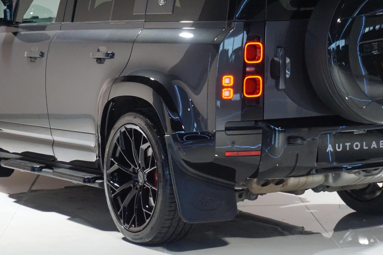 Used Land Rover Defender 110 2022 for sale - 76965485: Photo 50