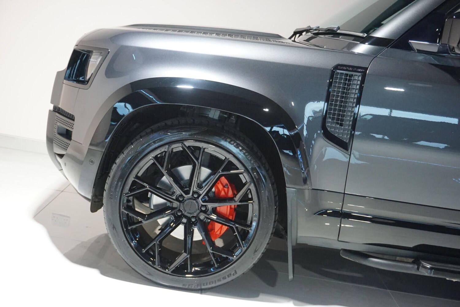 Used Land Rover Defender 110 2022 for sale - 76965485: Photo 51