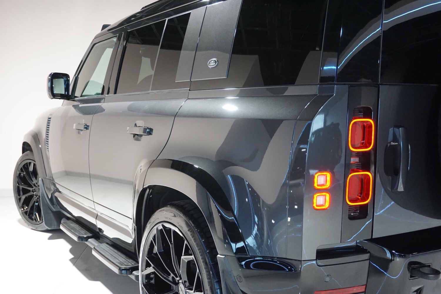 Used Land Rover Defender 110 2022 for sale - 76965485: Photo 54