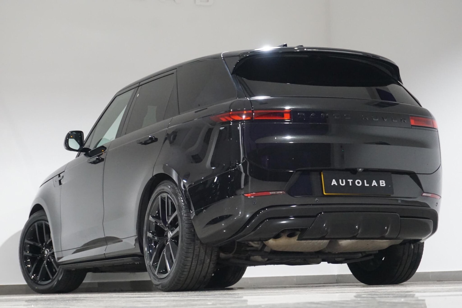Used Land Rover Range Rover Sport 2024 for sale - 76152443: Photo 27