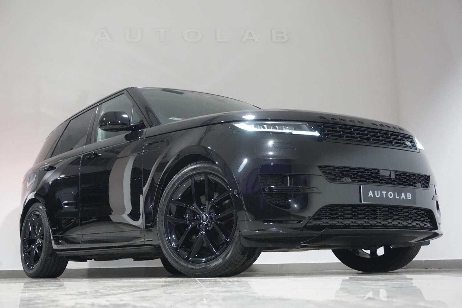 Used Land Rover Range Rover Sport 2024 for sale - 76152443: Photo 30