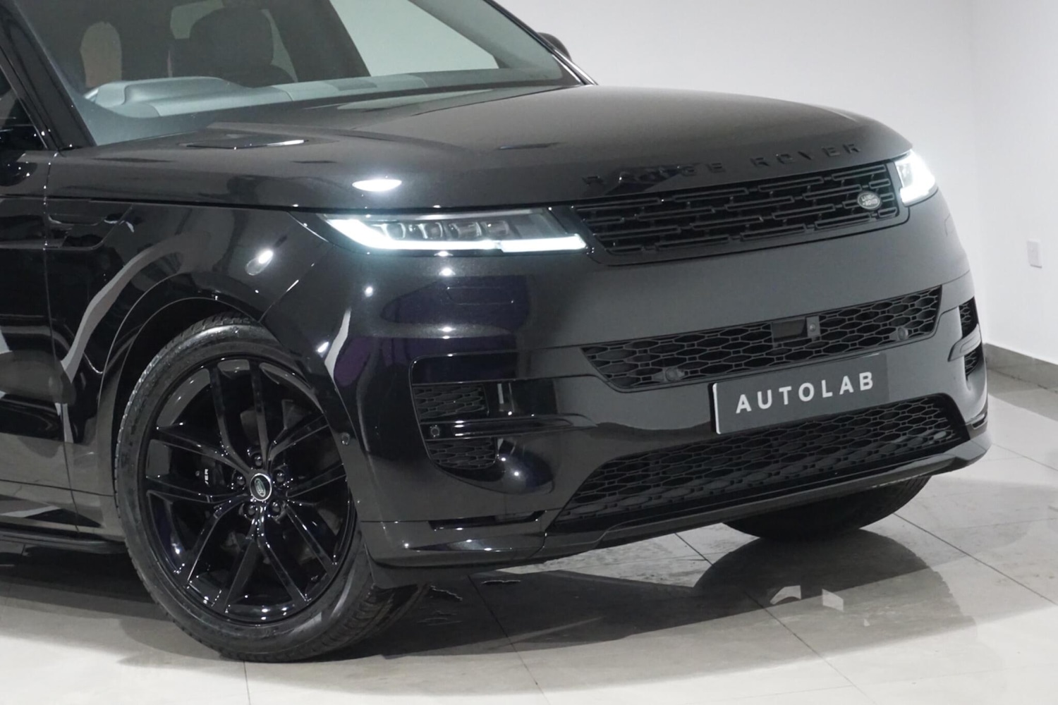 Used Land Rover Range Rover Sport 2024 for sale - 76152443: Photo 37