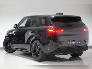 Used Land Rover Range Rover Sport 2024 for sale - 76152443: Photo 3