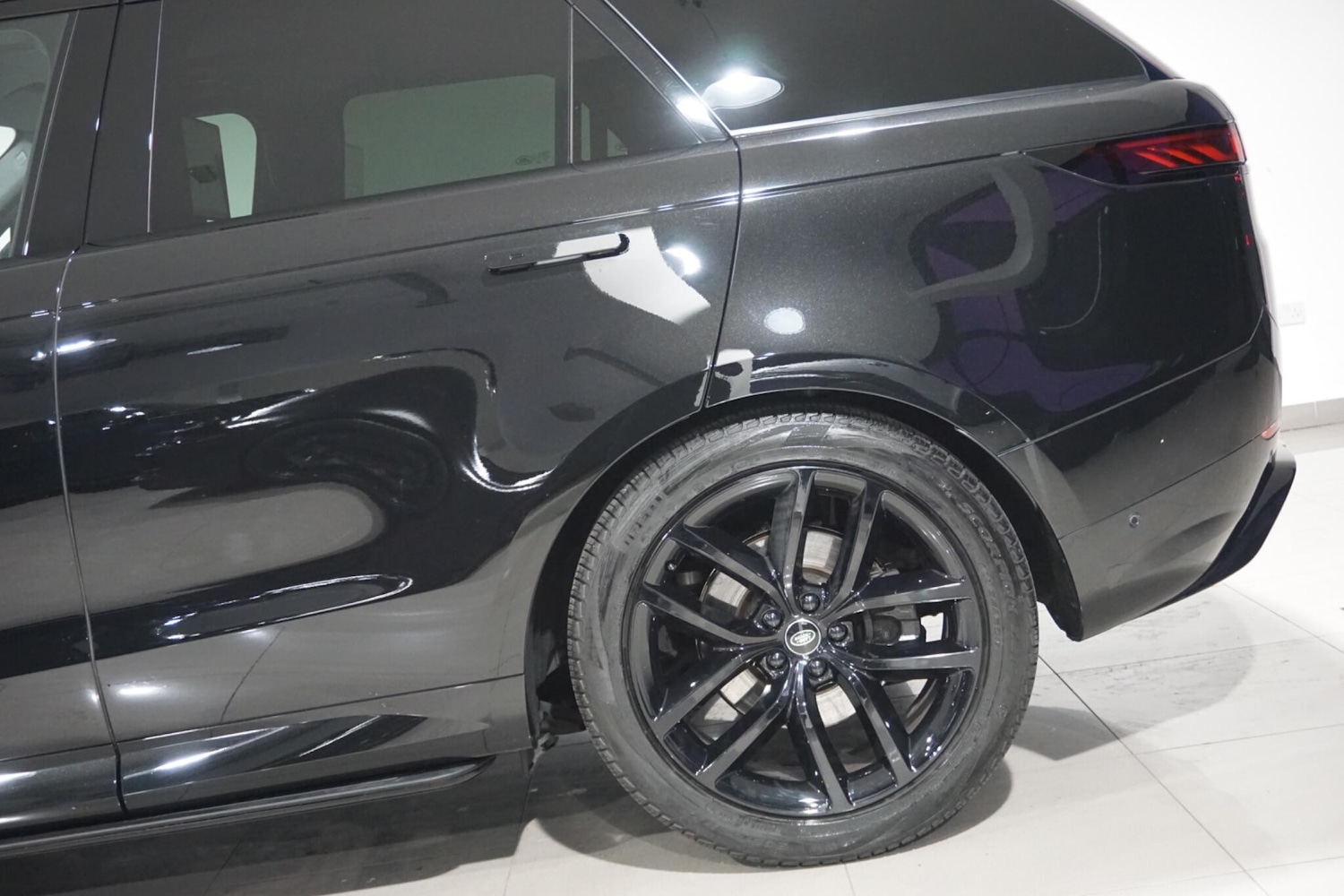 Used Land Rover Range Rover Sport 2024 for sale - 76152443: Photo 46