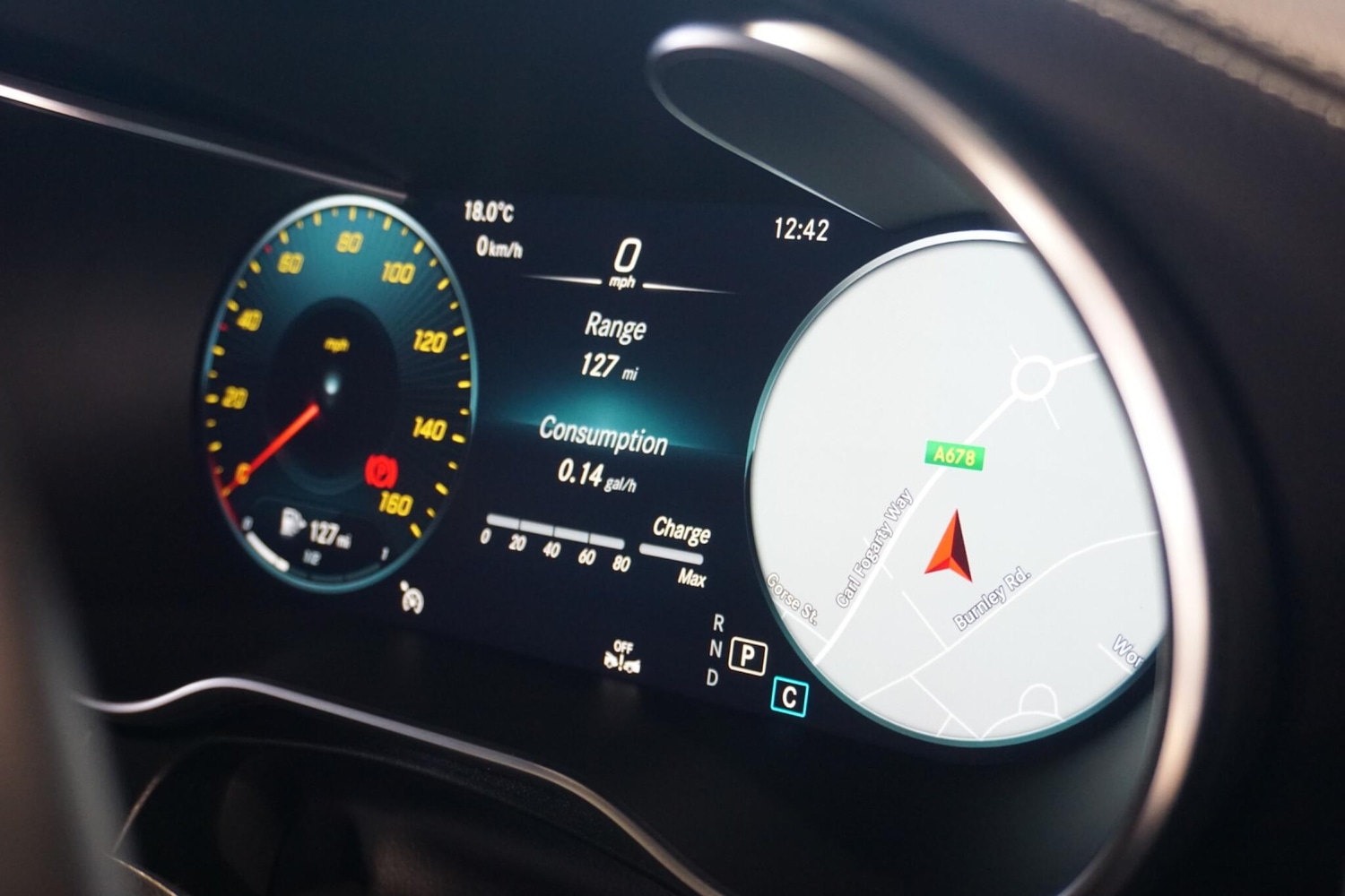 Used Mercedes-Benz GLC 2023 for sale - 77940402: Photo 17