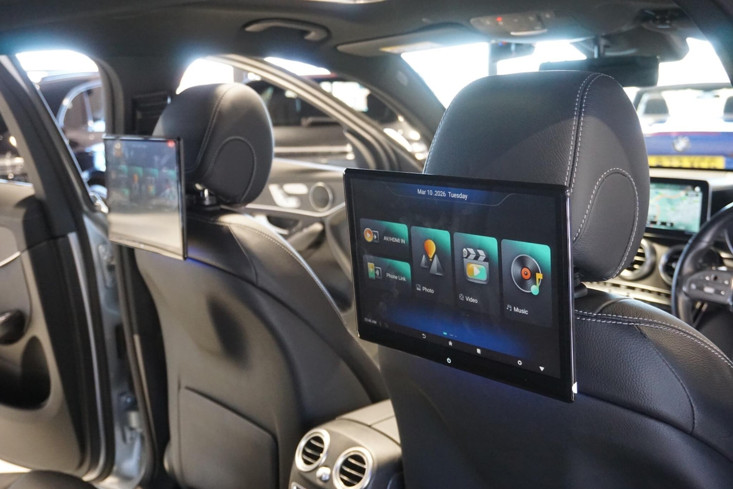 Used Mercedes-Benz GLC 2023 for sale - 77940402: Photo 53