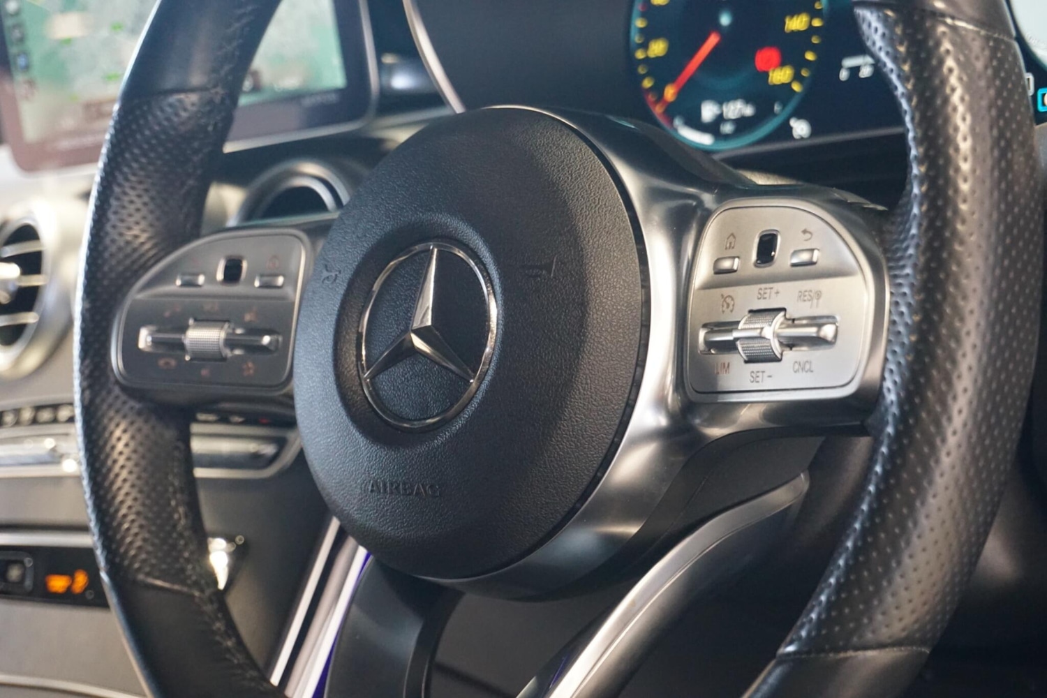 Used Mercedes-Benz GLC 2023 for sale - 77940402: Photo 56