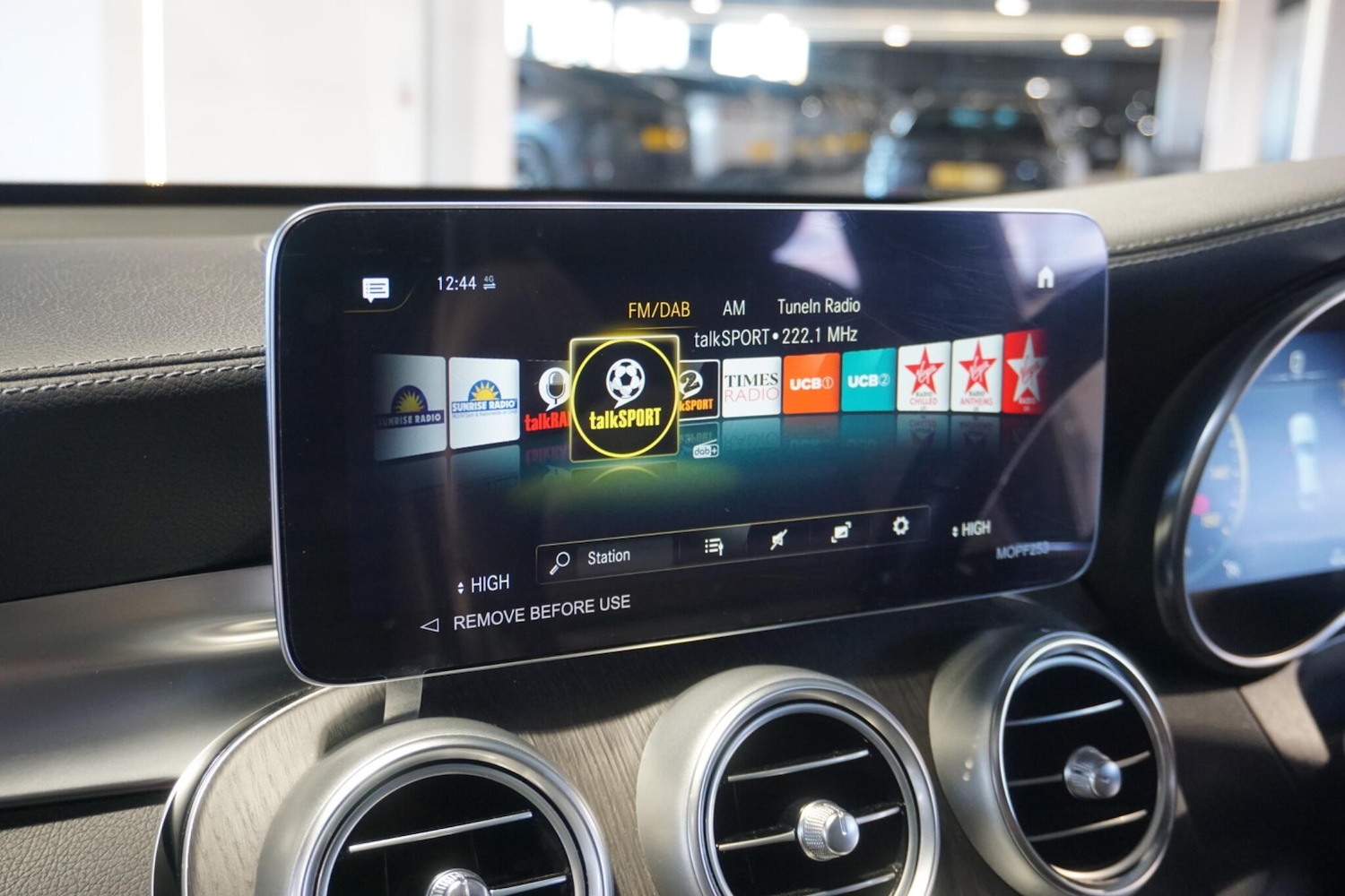 Used Mercedes-Benz GLC 2023 for sale - 77940402: Photo 60