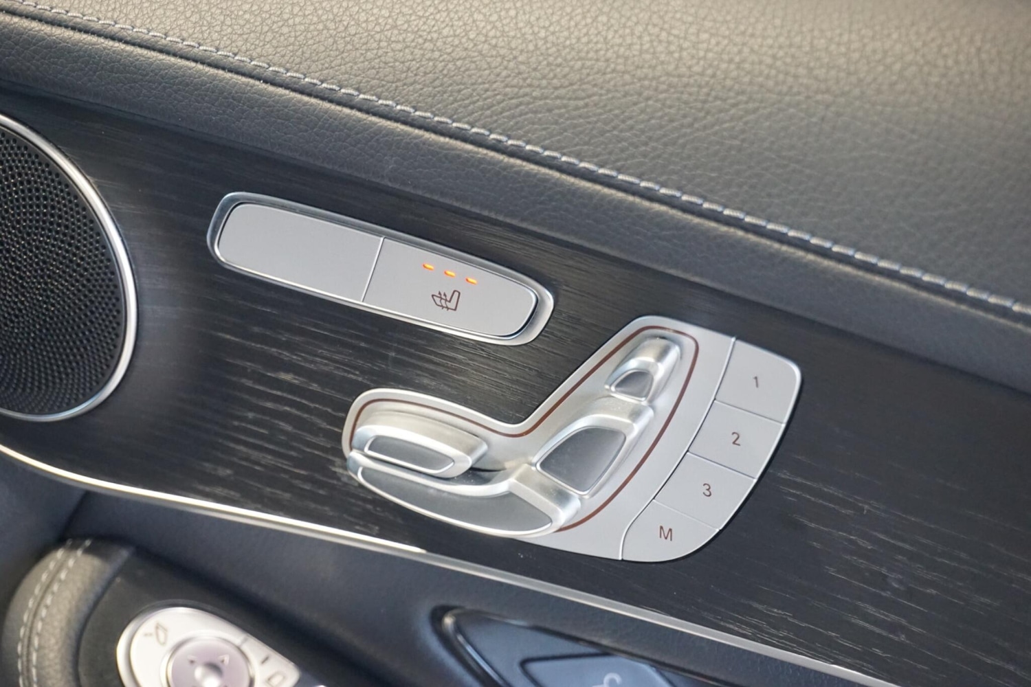 Used Mercedes-Benz GLC 2023 for sale - 77940402: Photo 70