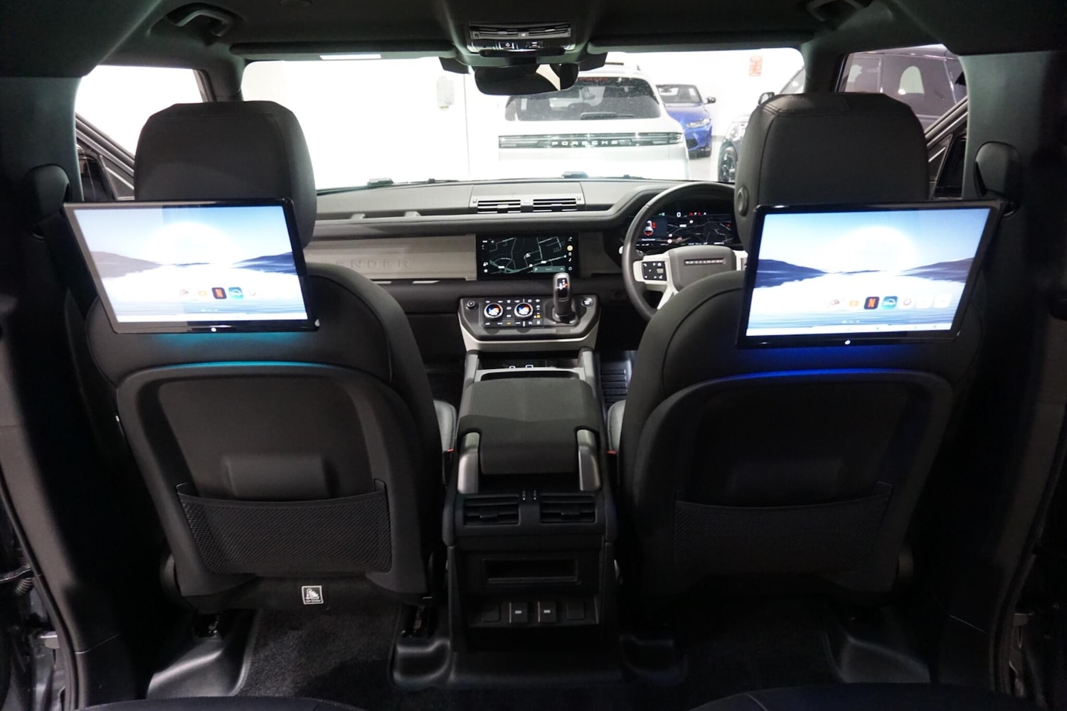 Used Land Rover Defender 2024 for sale - 76989411: Photo 10