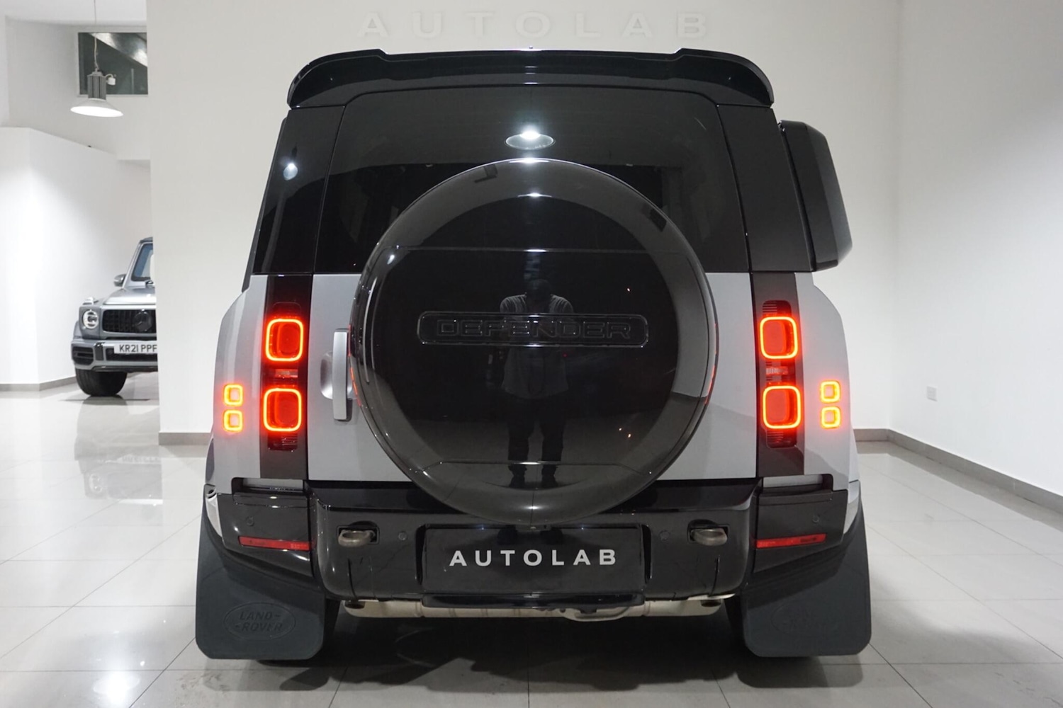 Used Land Rover Defender 2024 for sale - 76989411: Photo 28