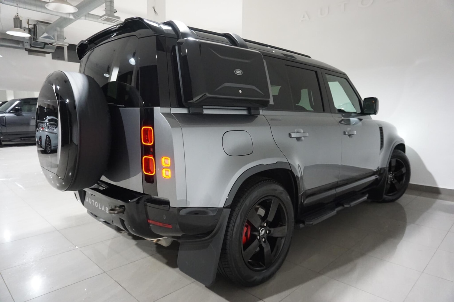 Used Land Rover Defender 2024 for sale - 76989411: Photo 29