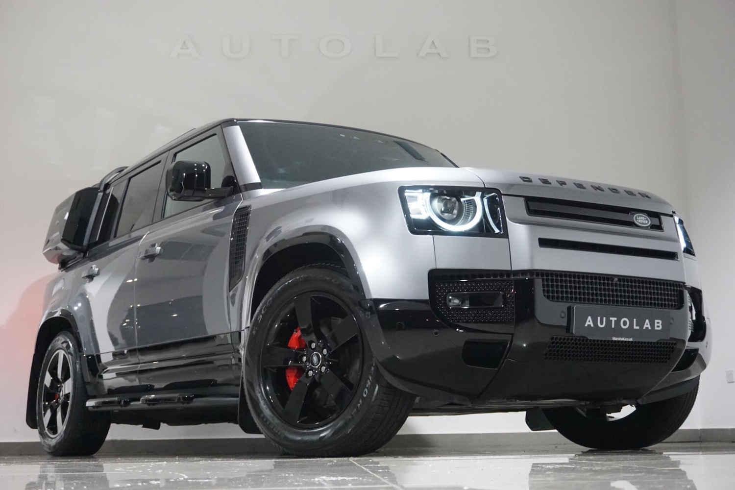 Used Land Rover Defender 2024 for sale - 76989411: Photo 34