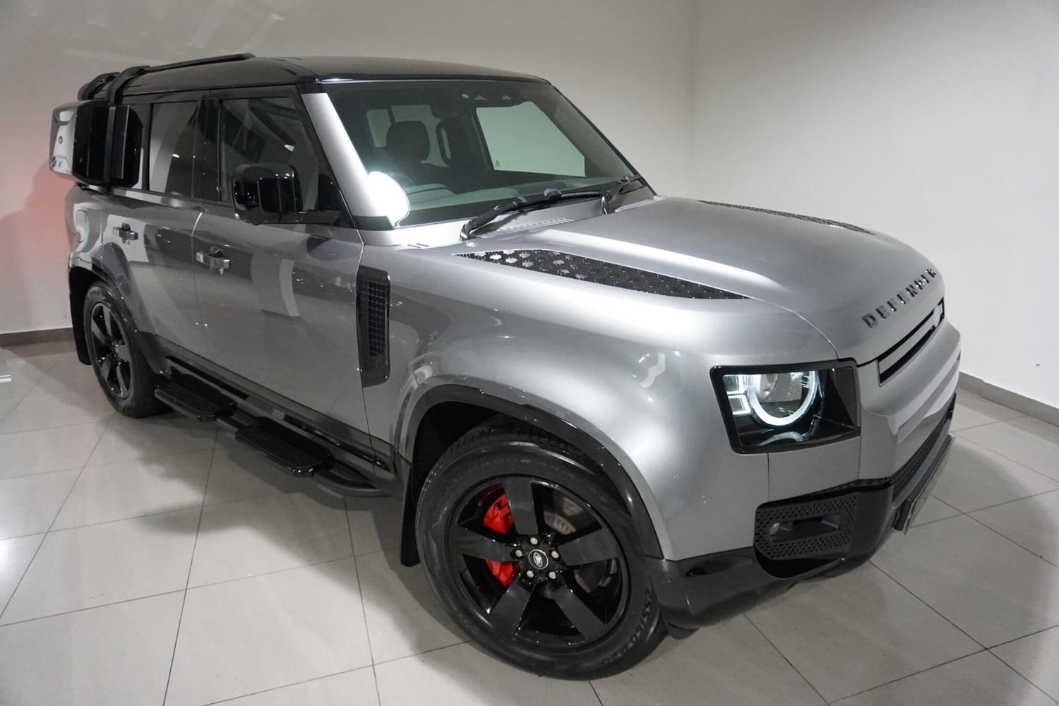 Used Land Rover Defender 2024 for sale - 76989411: Photo 37