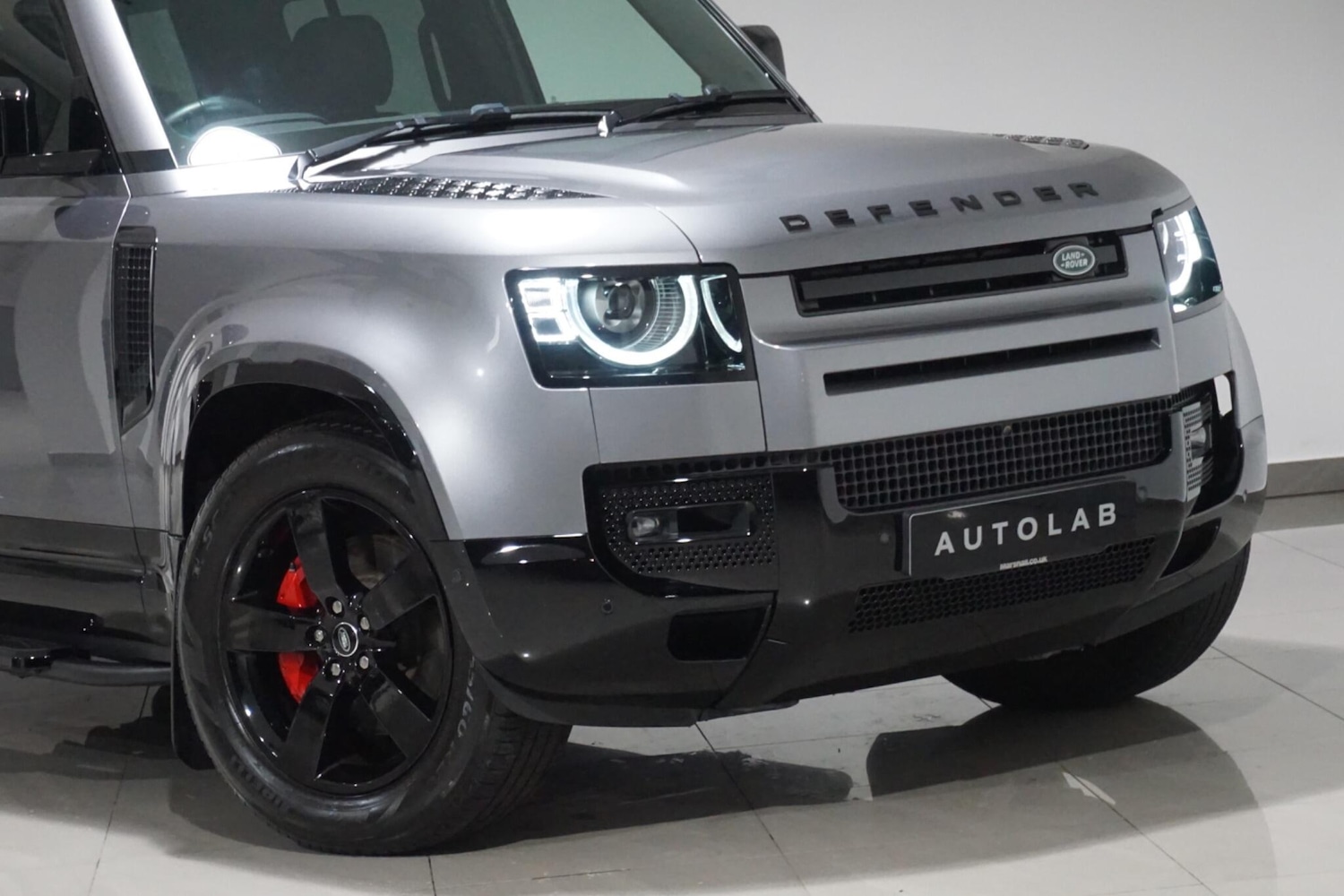 Used Land Rover Defender 2024 for sale - 76989411: Photo 41