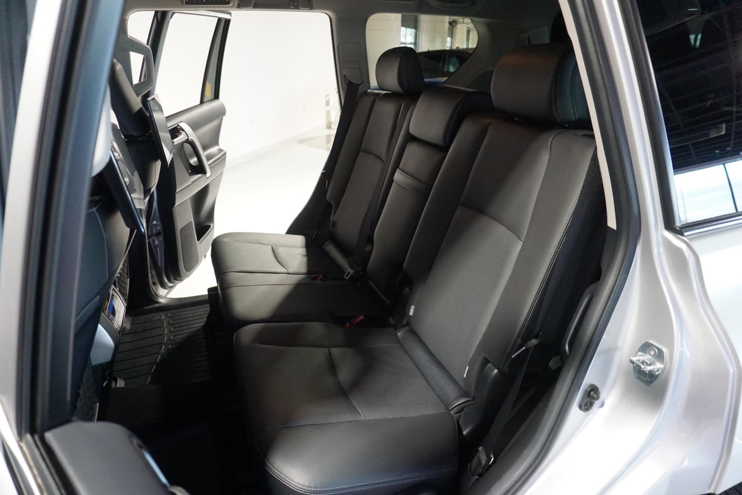 Used Toyota Land Cruiser 2023 for sale - 77049696: Photo 15