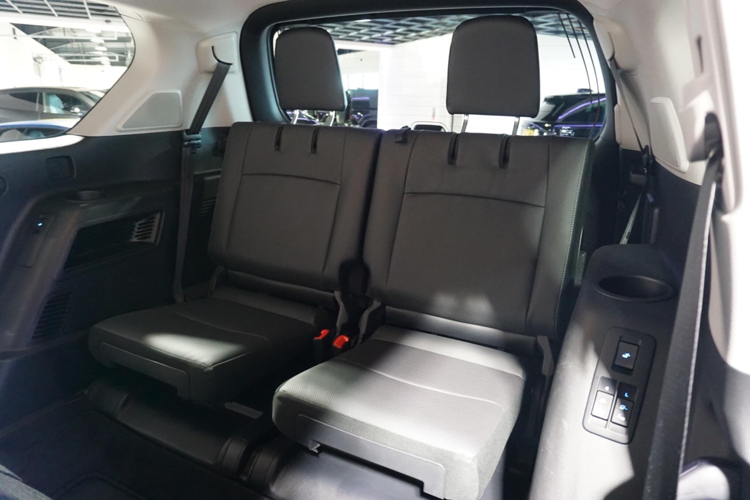 Used Toyota Land Cruiser 2023 for sale - 77049696: Photo 17