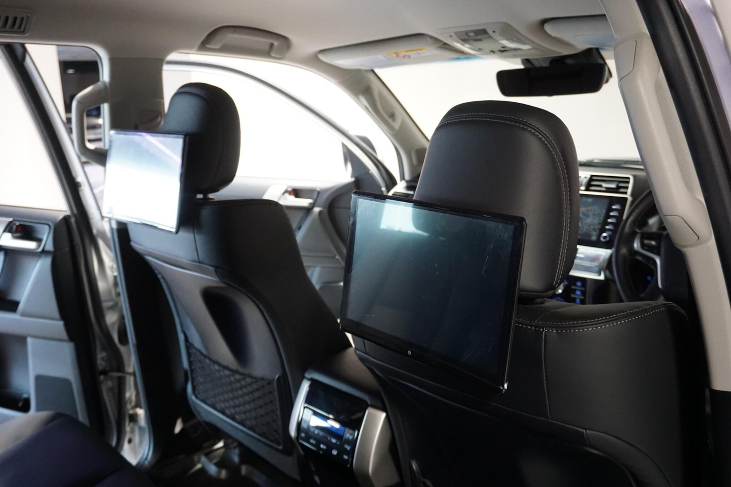 Used Toyota Land Cruiser 2023 for sale - 77049696: Photo 56