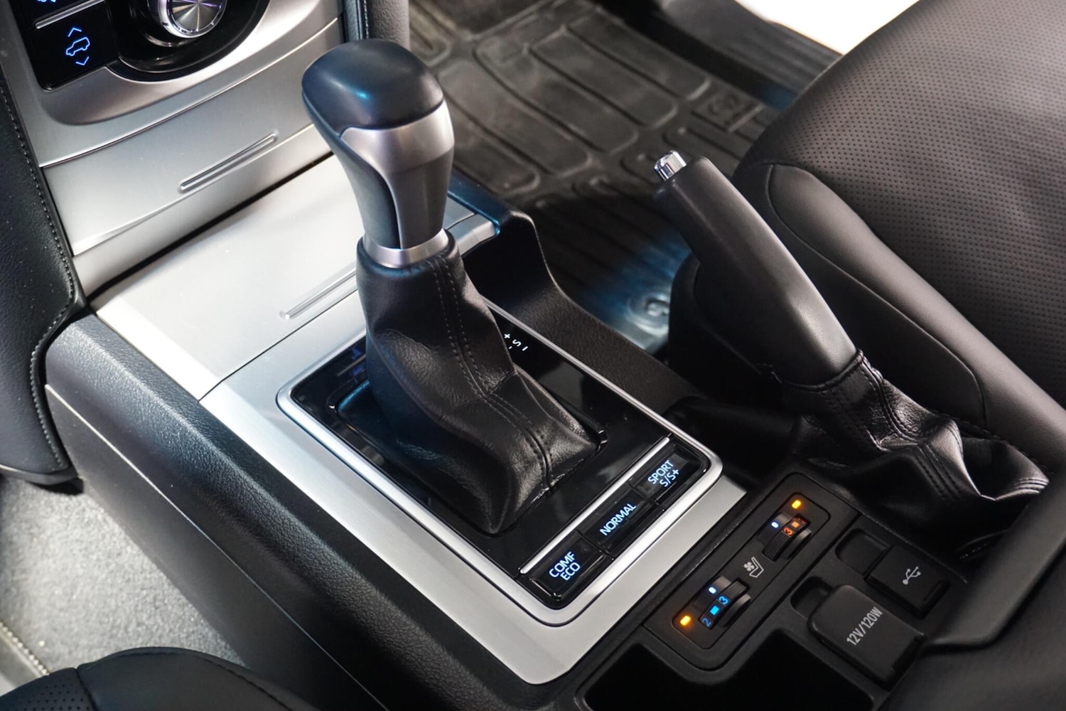 Used Toyota Land Cruiser 2023 for sale - 77049696: Photo 69