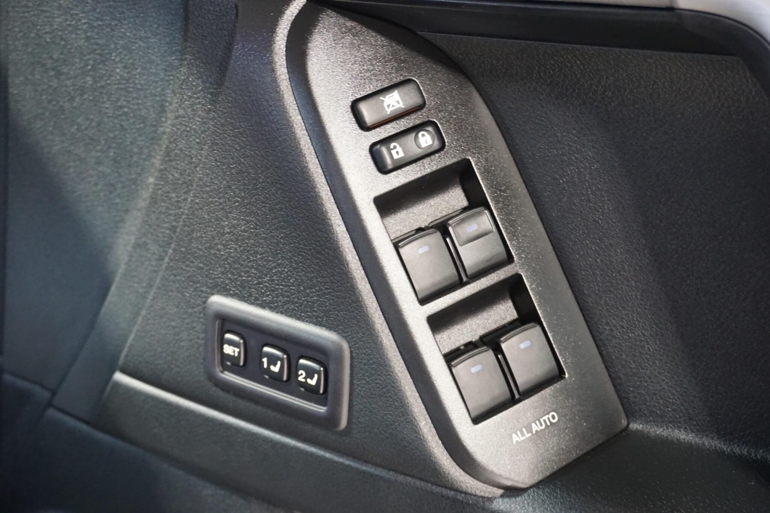 Used Toyota Land Cruiser 2023 for sale - 77049696: Photo 72