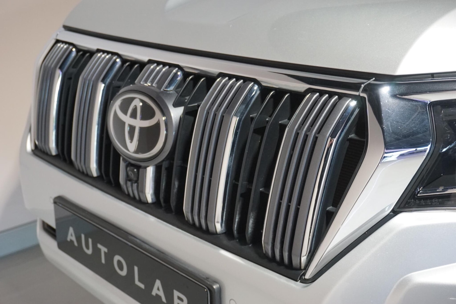 Used Toyota Land Cruiser 2023 for sale - 77049696: Photo 80