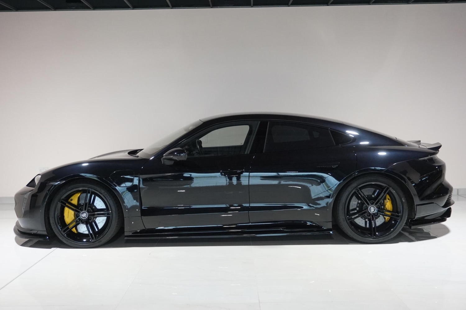 Used Porsche Taycan 2020 for sale - 77559505: Photo 35