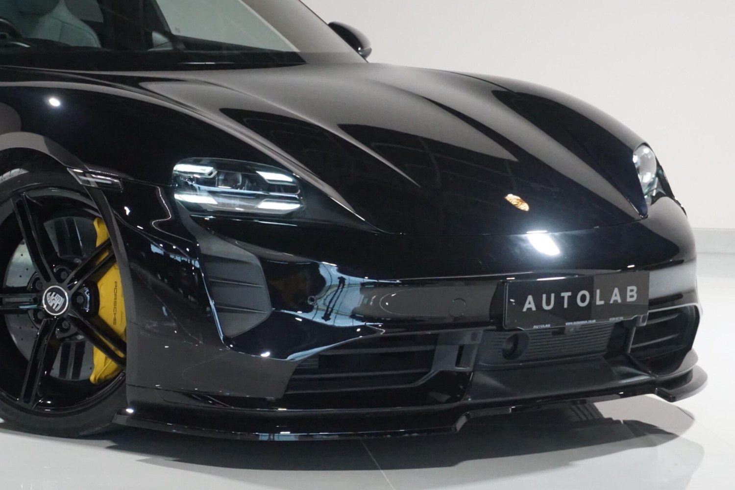 Used Porsche Taycan 2020 for sale - 77559505: Photo 45