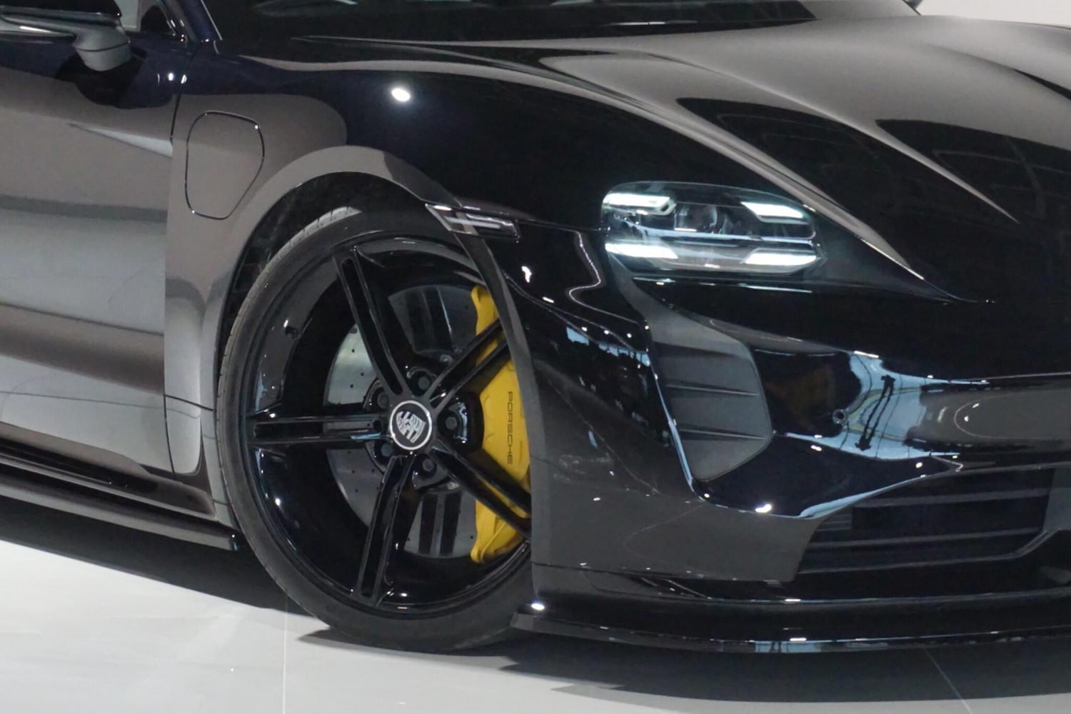 Used Porsche Taycan 2020 for sale - 77559505: Photo 47