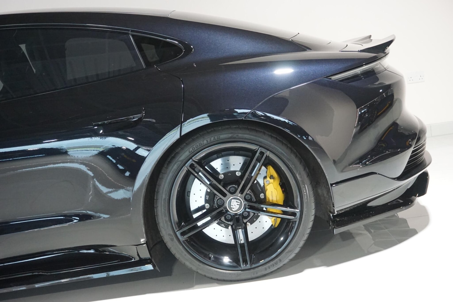 Used Porsche Taycan 2020 for sale - 77559505: Photo 50