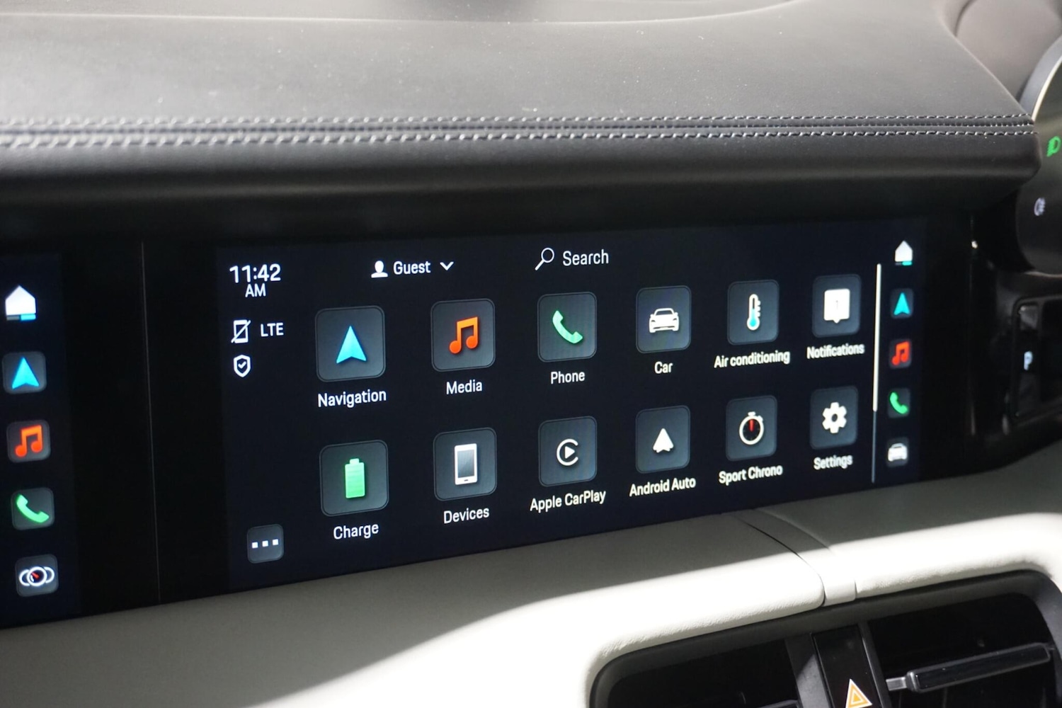 Used Porsche Taycan 2020 for sale - 77559505: Photo 67