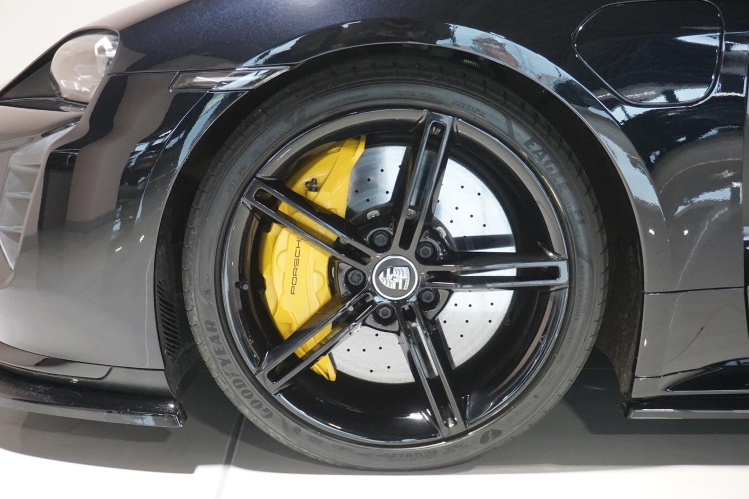 Used Porsche Taycan 2020 for sale - 77559505: Photo 78