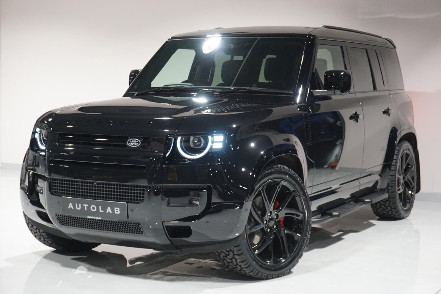 Used Land Rover Defender 110 for sale - 76913162: Photo 22