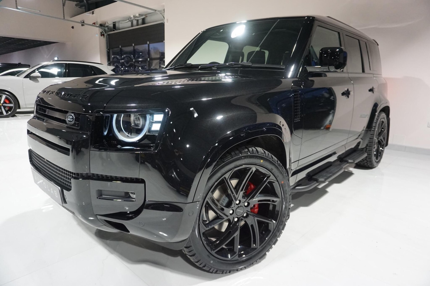 Used Land Rover Defender 110 for sale - 76913162: Photo 26