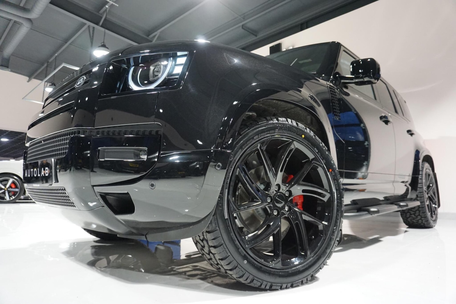 Used Land Rover Defender 110 for sale - 76913162: Photo 32