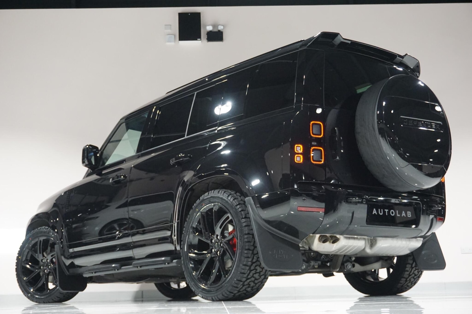 Used Land Rover Defender 110 for sale - 76913162: Photo 36