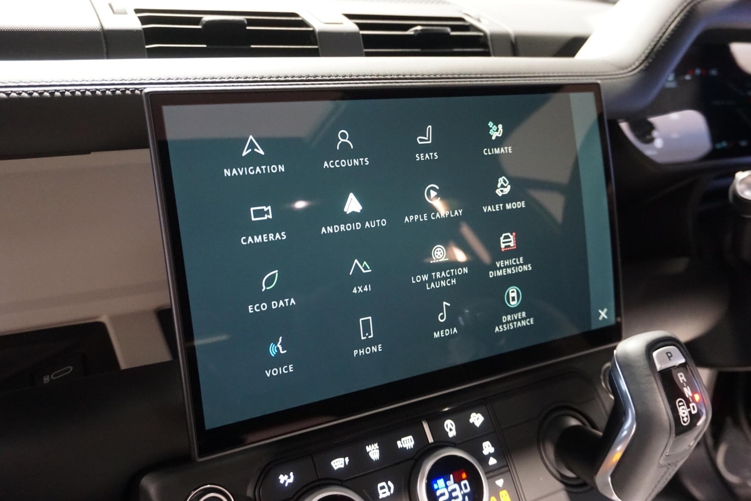 Used Land Rover Defender 110 for sale - 76913162: Photo 63