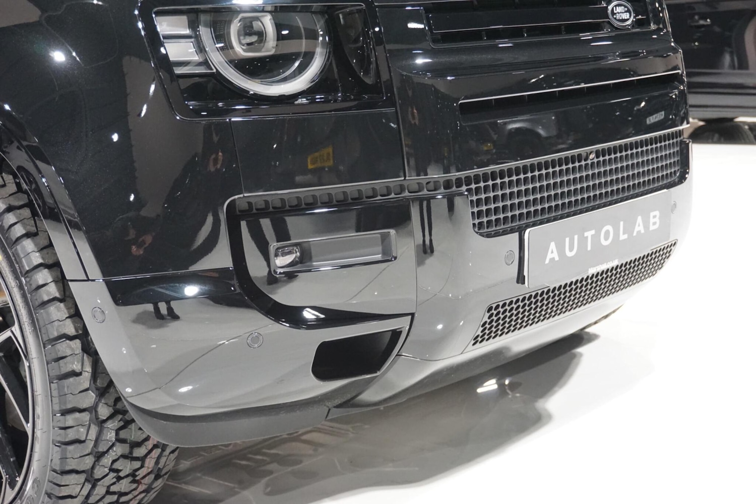 Used Land Rover Defender 110 for sale - 76913162: Photo 69