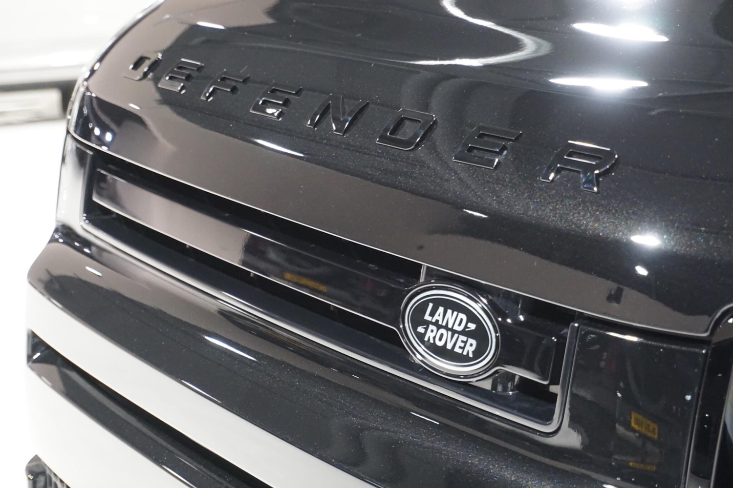 Used Land Rover Defender 110 for sale - 76913162: Photo 75