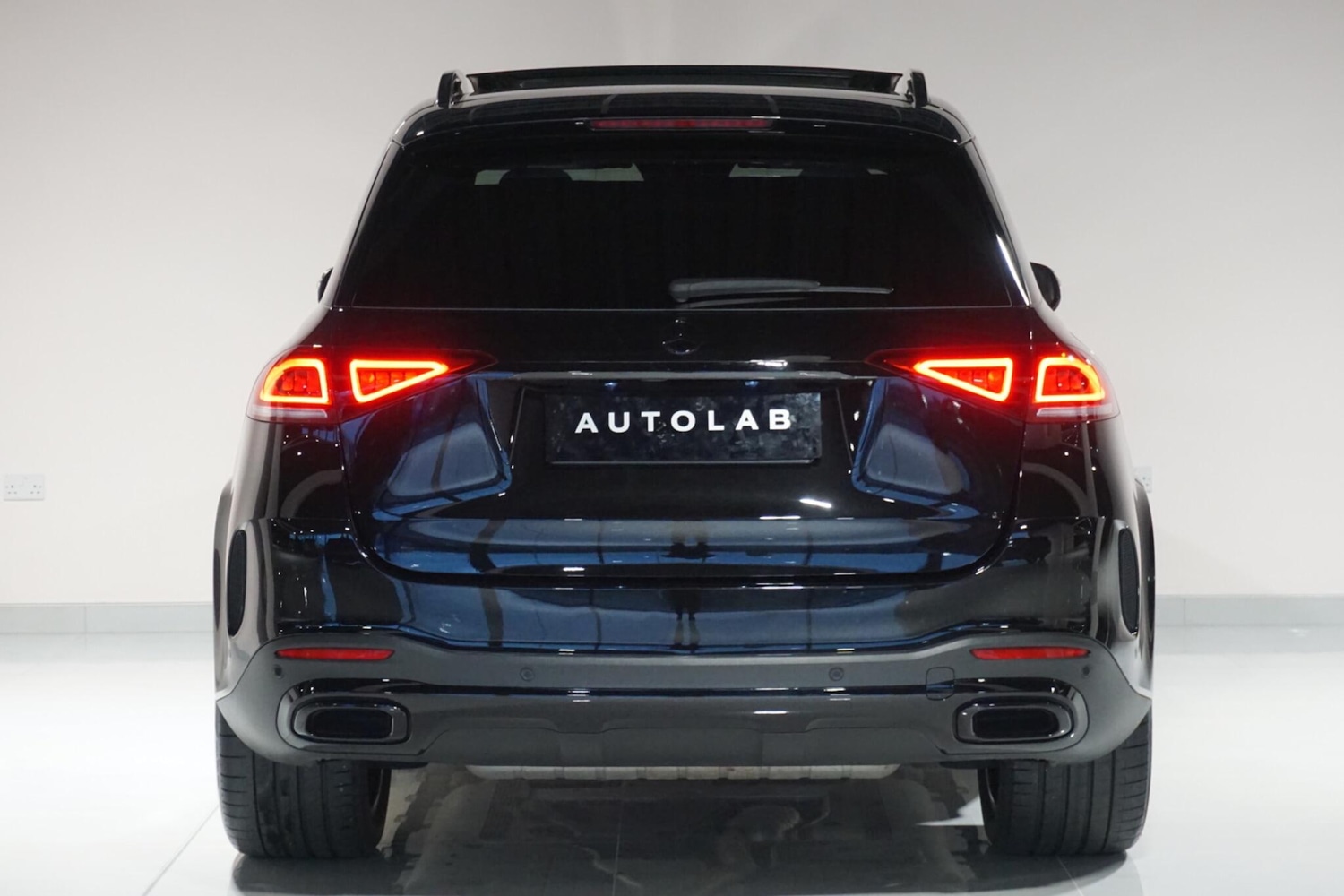 Used Mercedes-Benz GLE 2023 for sale - 76975885: Photo 8