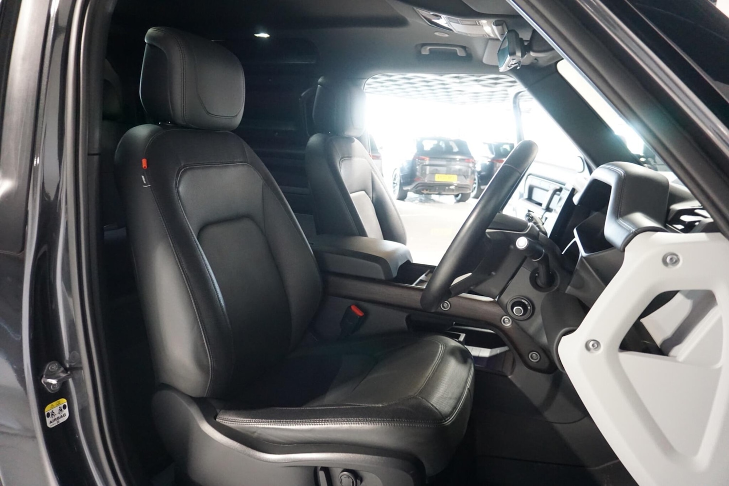 Used Land Rover Defender 90 for sale - 78170786: Photo 11