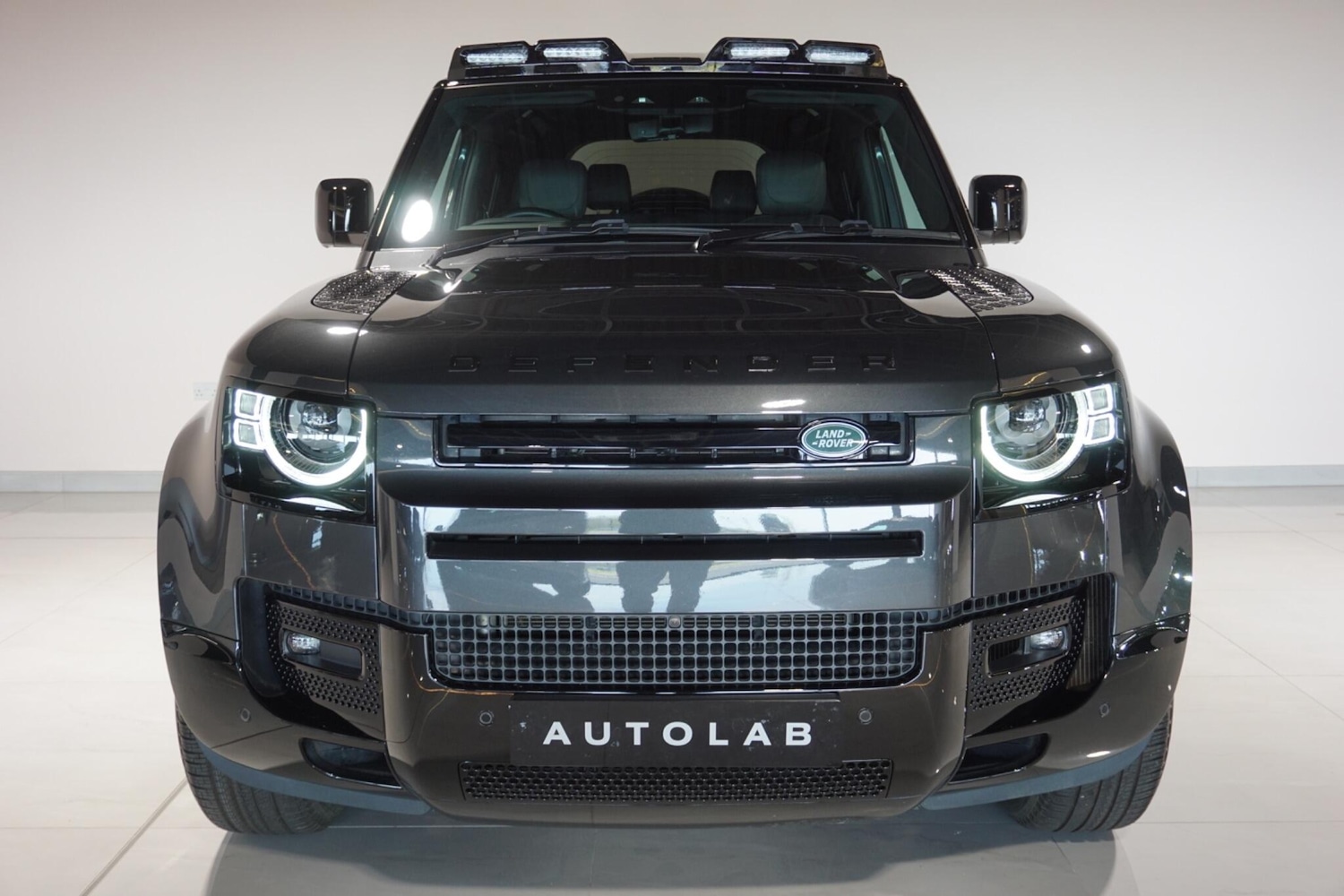 Used Land Rover Defender 90 for sale - 78170786: Photo 24