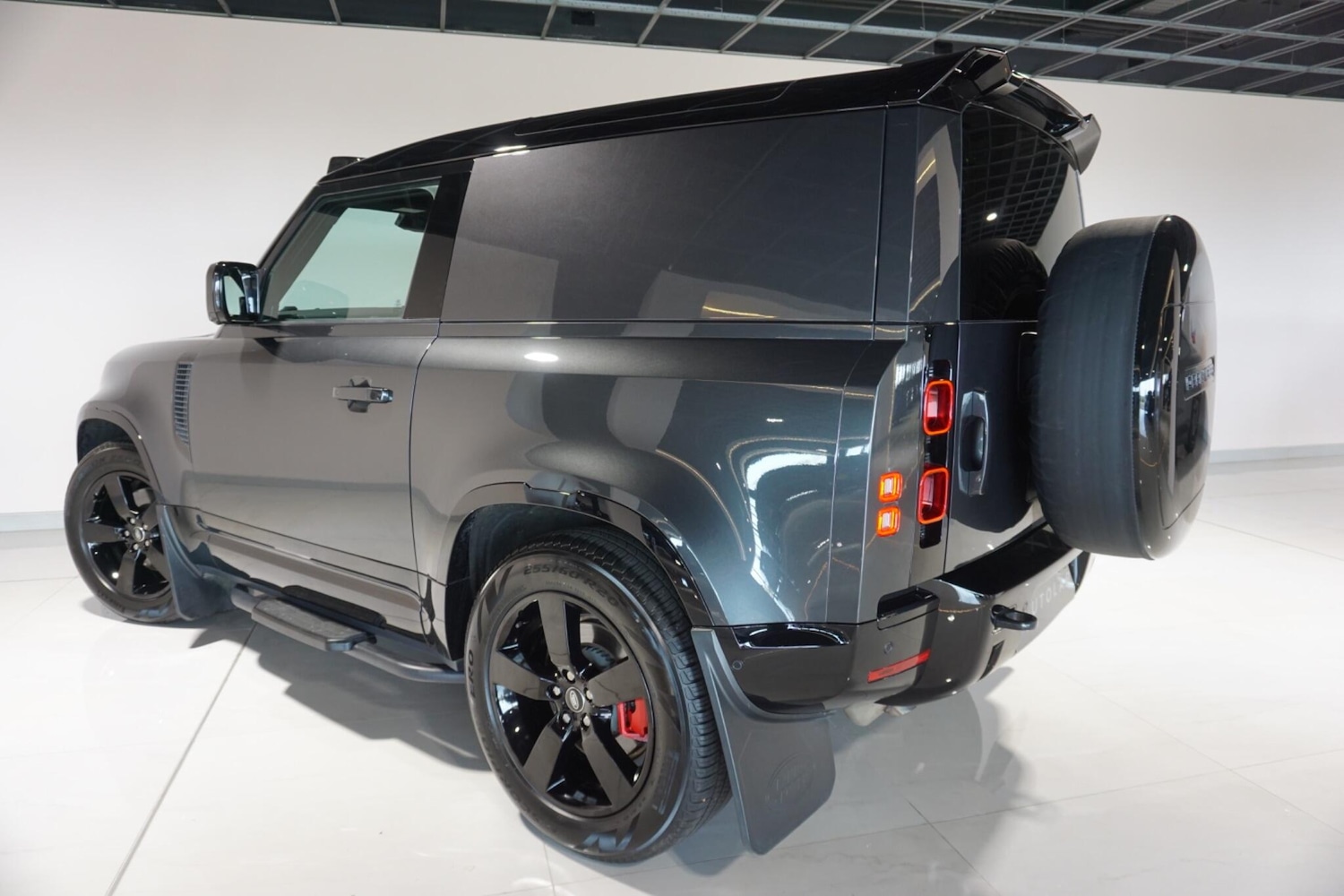 Used Land Rover Defender 90 for sale - 78170786: Photo 26