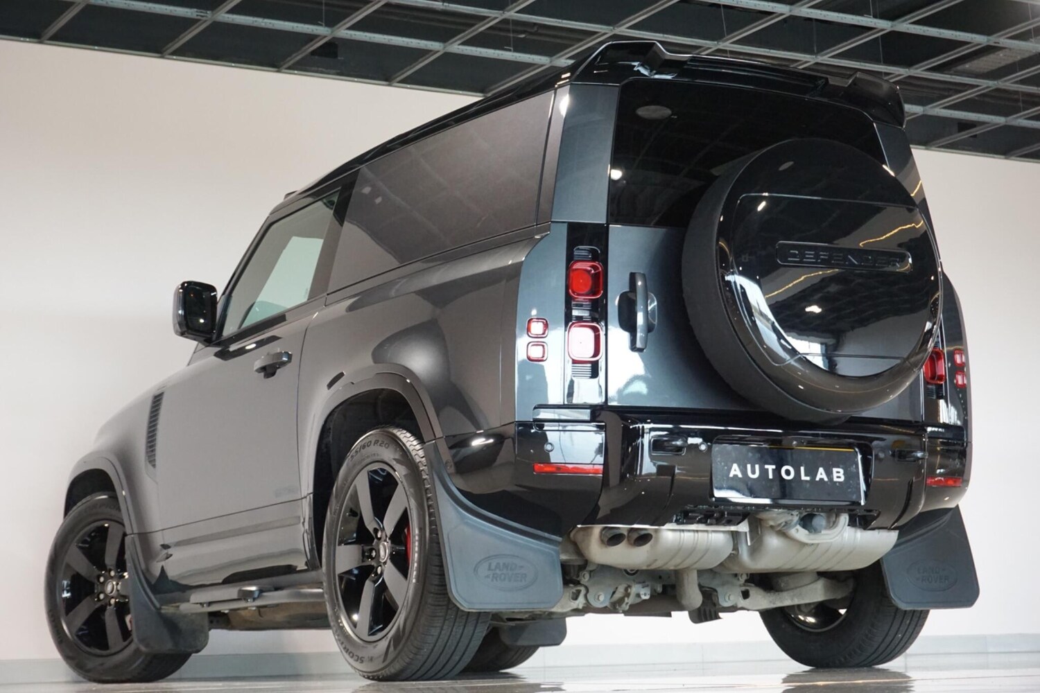 Used Land Rover Defender 90 for sale - 78170786: Photo 30