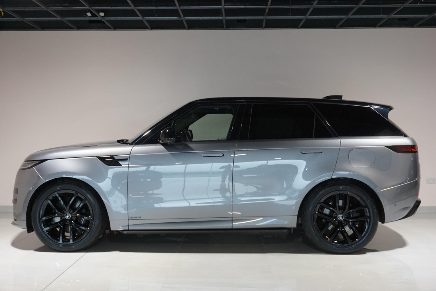 Used Land Rover Range Rover Sport 2023 for sale - 77254852: Photo 37