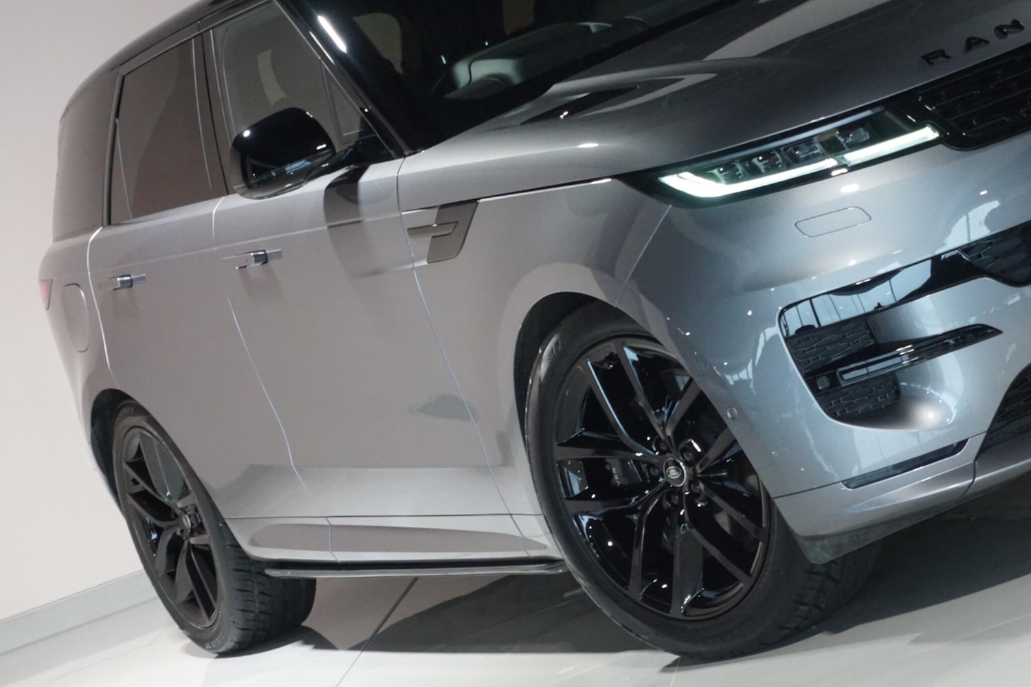 Used Land Rover Range Rover Sport 2023 for sale - 77254852: Photo 45