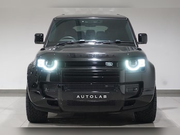 Used Land Rover Defender 2023 for sale - 75708813: Photo